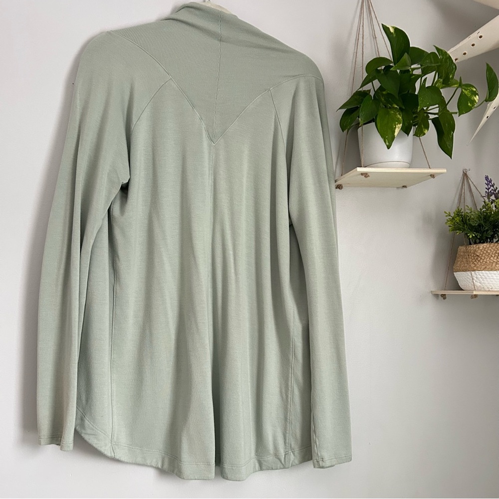 🩷 ATHLETA WOMEN'S OPAL GREEN LONG SLEEVE NIRVANA WRAP CARDIGAN SIZE MEDIUM - Picture 6 of 8